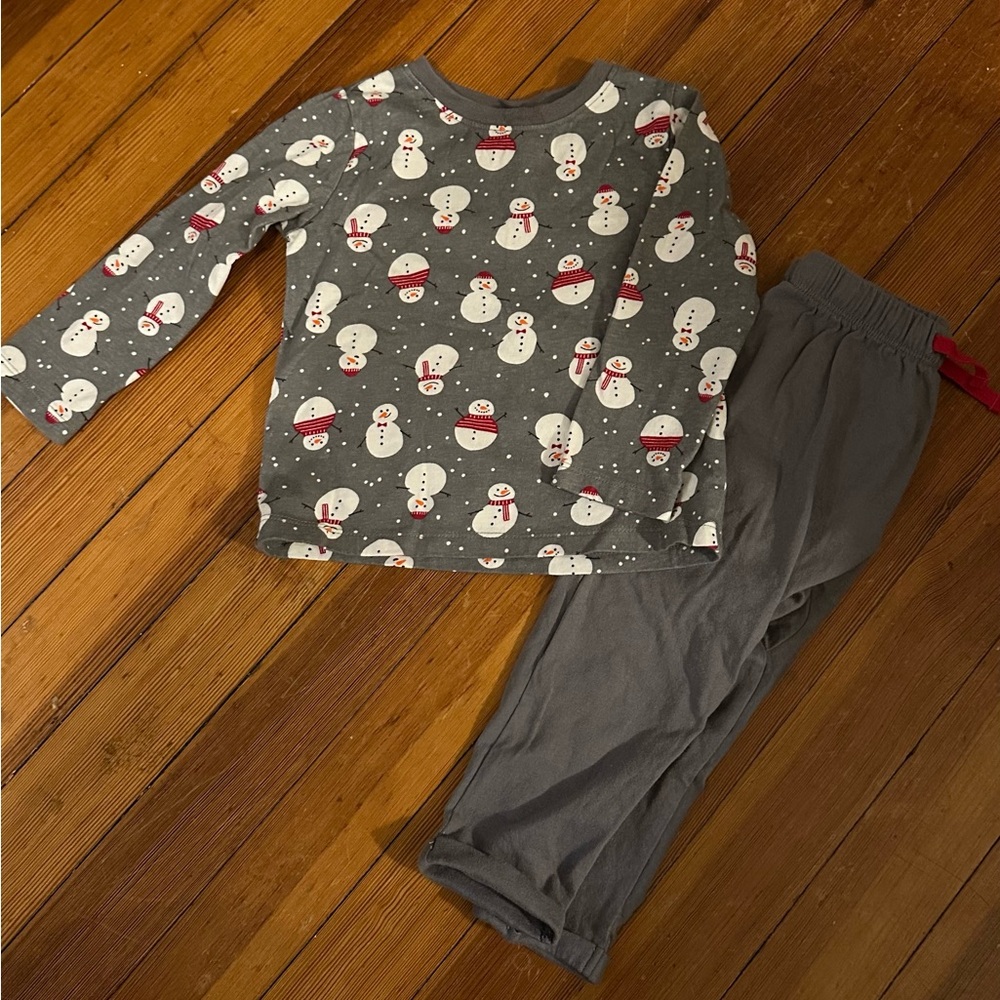 Gray Old Navy Snowman Pajama Set 18-24 Months